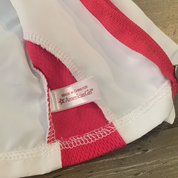 American Girl Athletic jacket and shoes - Picture 4 of 4